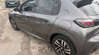 Peugeot 208 1.2 PureTech 130ch S&S Allure Pack EAT8 — photo 8