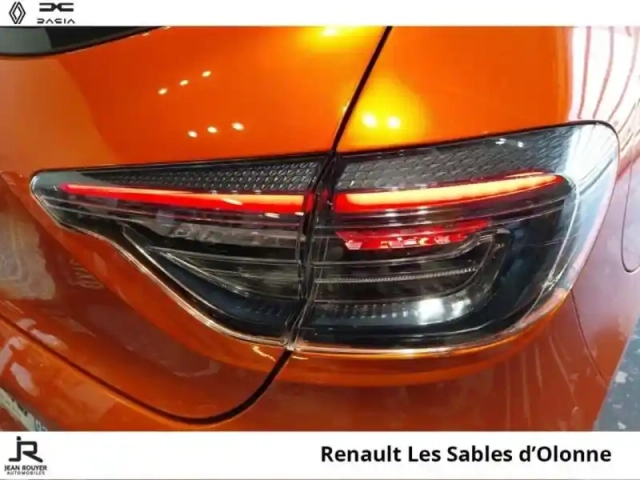 Renault Clio 1.0 tce 90ch evolution - 24 — photo 14