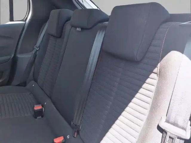 Peugeot 208 electrique 50 kwh 136ch — photo 12