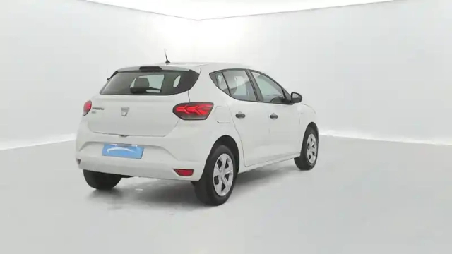 Dacia Sandero eco-g 100 - 22 — photo 38