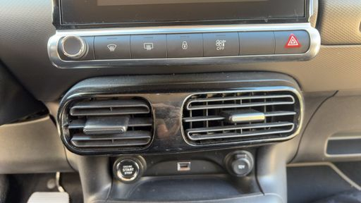 Citroen C4 Cactus 1.2 PureTech 130 EAT6 - Shine – 2019 – 84303 km – Essence – Boîte Automatique — photo 22