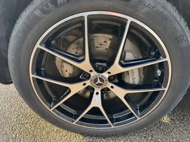 Mercedes Glc 300 e 9g-tronic 4matic — photo 18