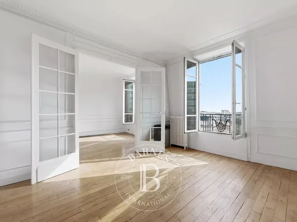 Appartement - Dernier étage - Vues dégagées - Bel Air