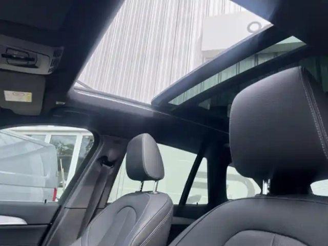 Bmw X1 xdrive20da 190ch xline — photo 11