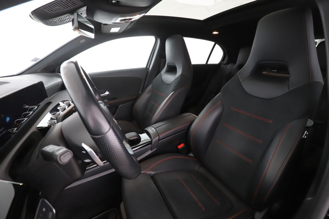 Mercedes-Benz Classe A 180 d AMG Line 8G-DCT — photo 9