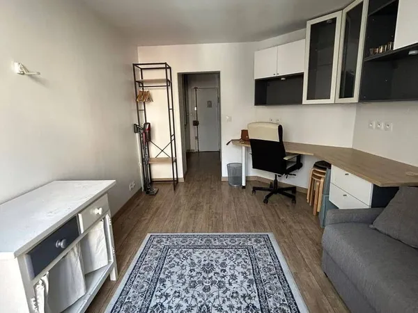 Studio 1 pièce 19 m²