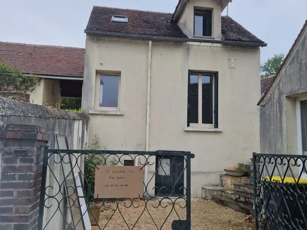 Maison à louer F 3 avec jardin à Senonches