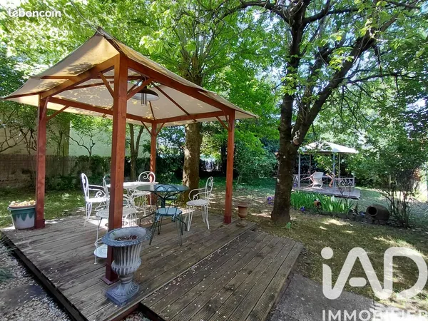 Maison familiale 6 pièces 131 m²