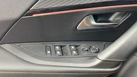 Peugeot 2008 1.2 PureTech 130ch S&S GT EAT8 — photo 18