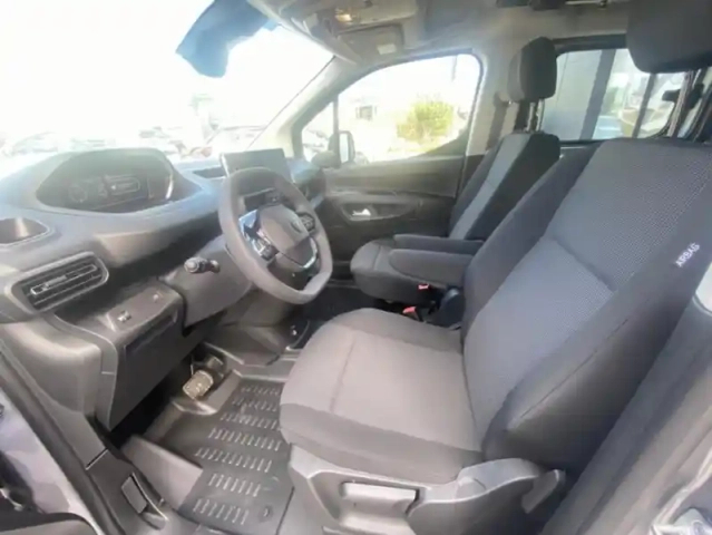 Peugeot Partner iii taille xl bdi 130 s&amp;s eat8 cab app — photo 14