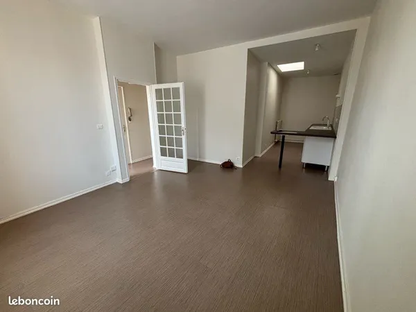 À LOUER - T3 55 m² - BOURGES CENTRE