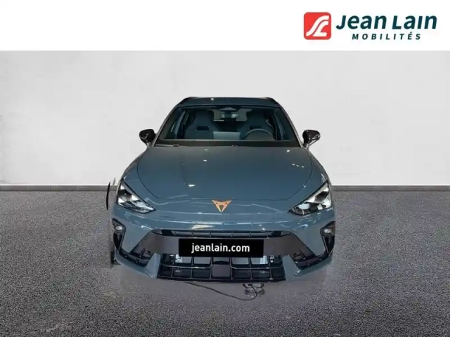 Cupra Leon sportstourer ehybrid 272 ch dsg6 — photo 2