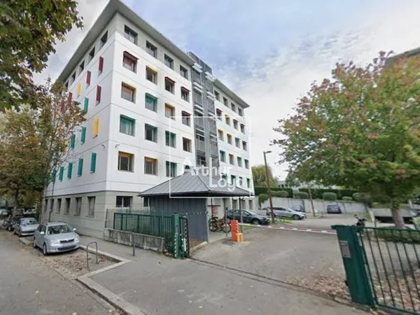 Bureaux 151 m²
