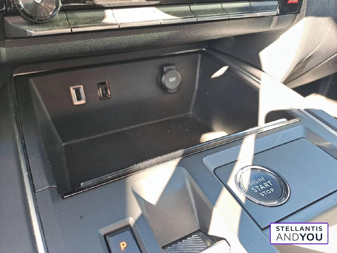 Citroën C5 Aircross hybride rechargeable 225 e-eat8 c-series — photo 16