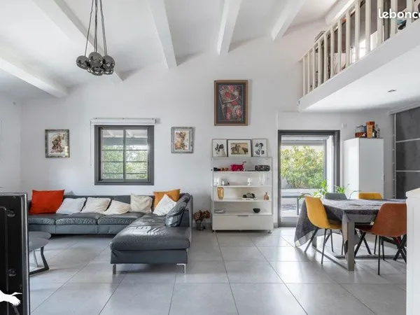 Villa 6 pièces 175 m²