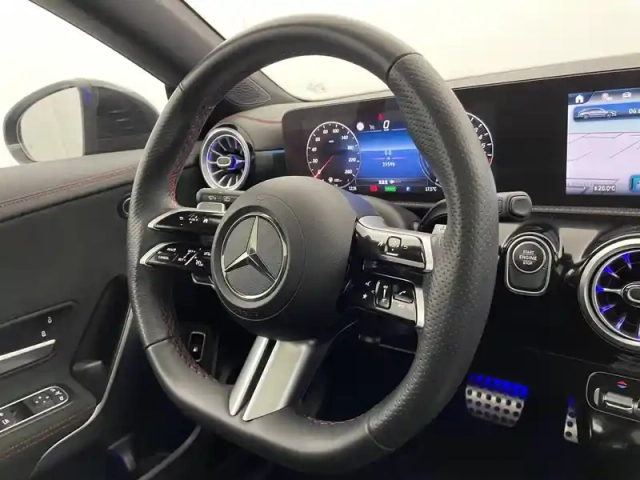 Mercedes Cla shooting brake 250 e 8g-dct — photo 101