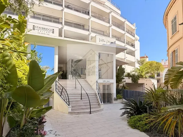 Bien rare — Appartement rénové proche du Palais des Festivals