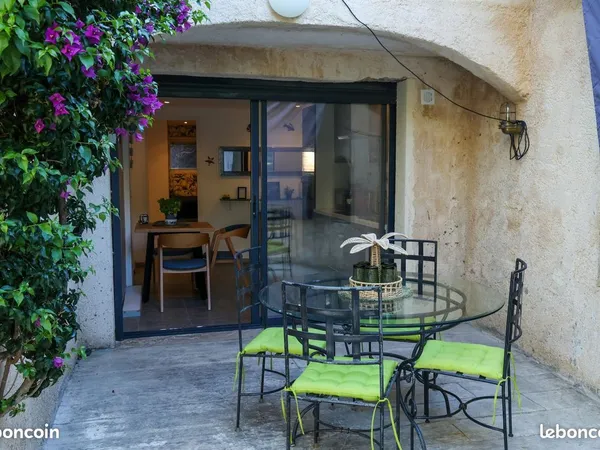 2 pièces · 25 m²2 pièces, 25 m² · Roquebrune-sur-Argens 83520 · Quartier Les Issambres LIBRE DE SUIT