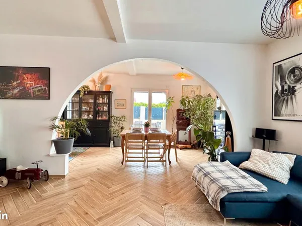 Maison 8 pièces 150 m²