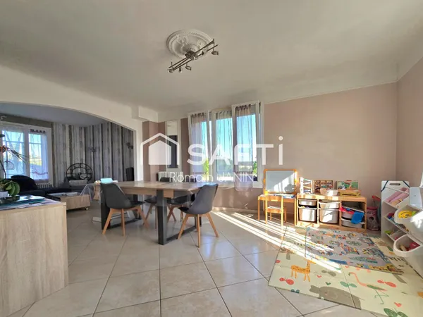 Maison individuelle sur sous-sol, 4 chambres