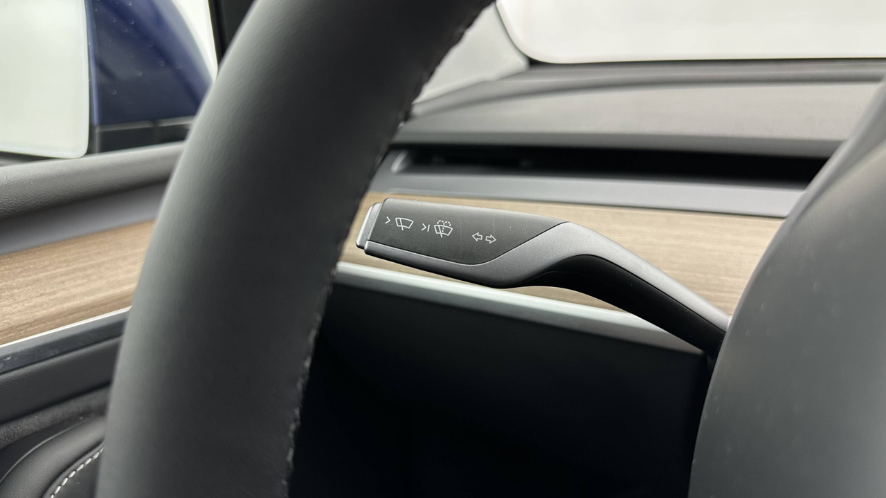 Tesla MODEL Y Grande Autonomie Dual Motor AWD — photo 23