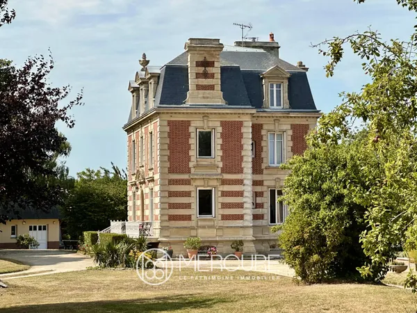 Maison 15 pièces 525 m²