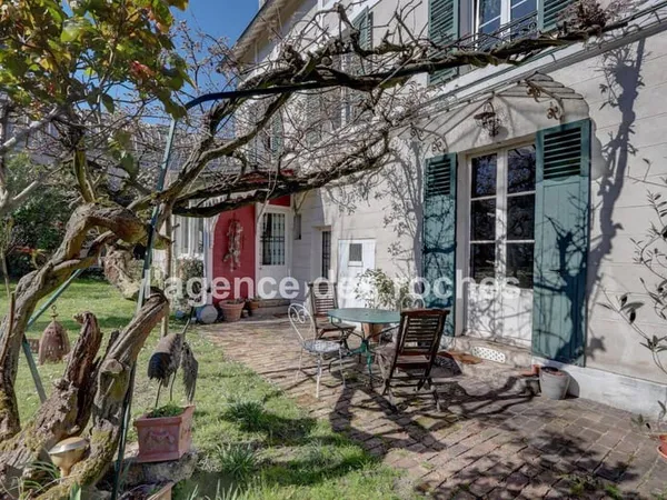 Maison 7 pièces 160 m²