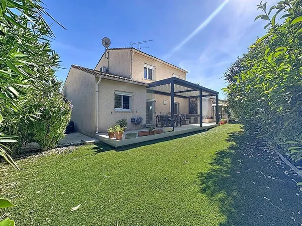 Maison de plain-pied 6 pièces 128 m²