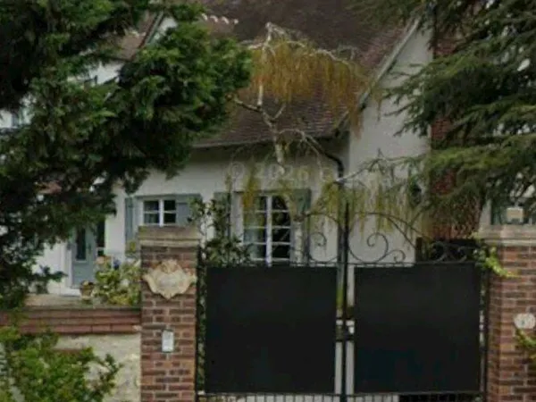 Maison 7 pièces 209 m²