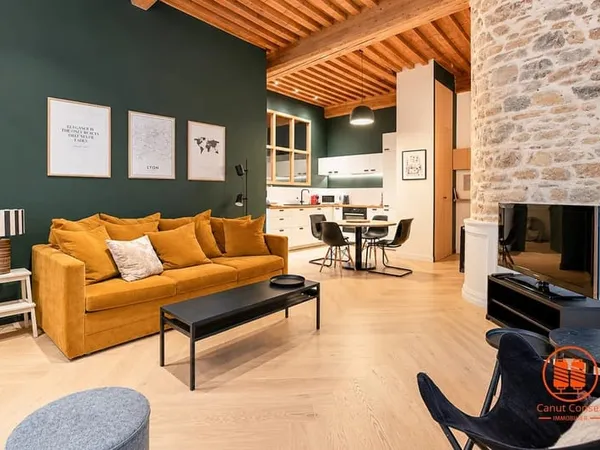 LYON 1ER | T4 REFAIT A NEUF | 3ème AVEC ASCENSEUR | 2 CHAMBRES + 1 BUREAU