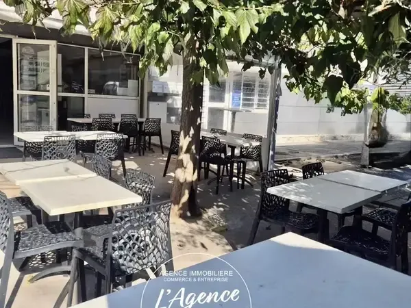A vendre brasserie du midi pmu francaise des jeux idealement situe dans une zone industrielle a brig