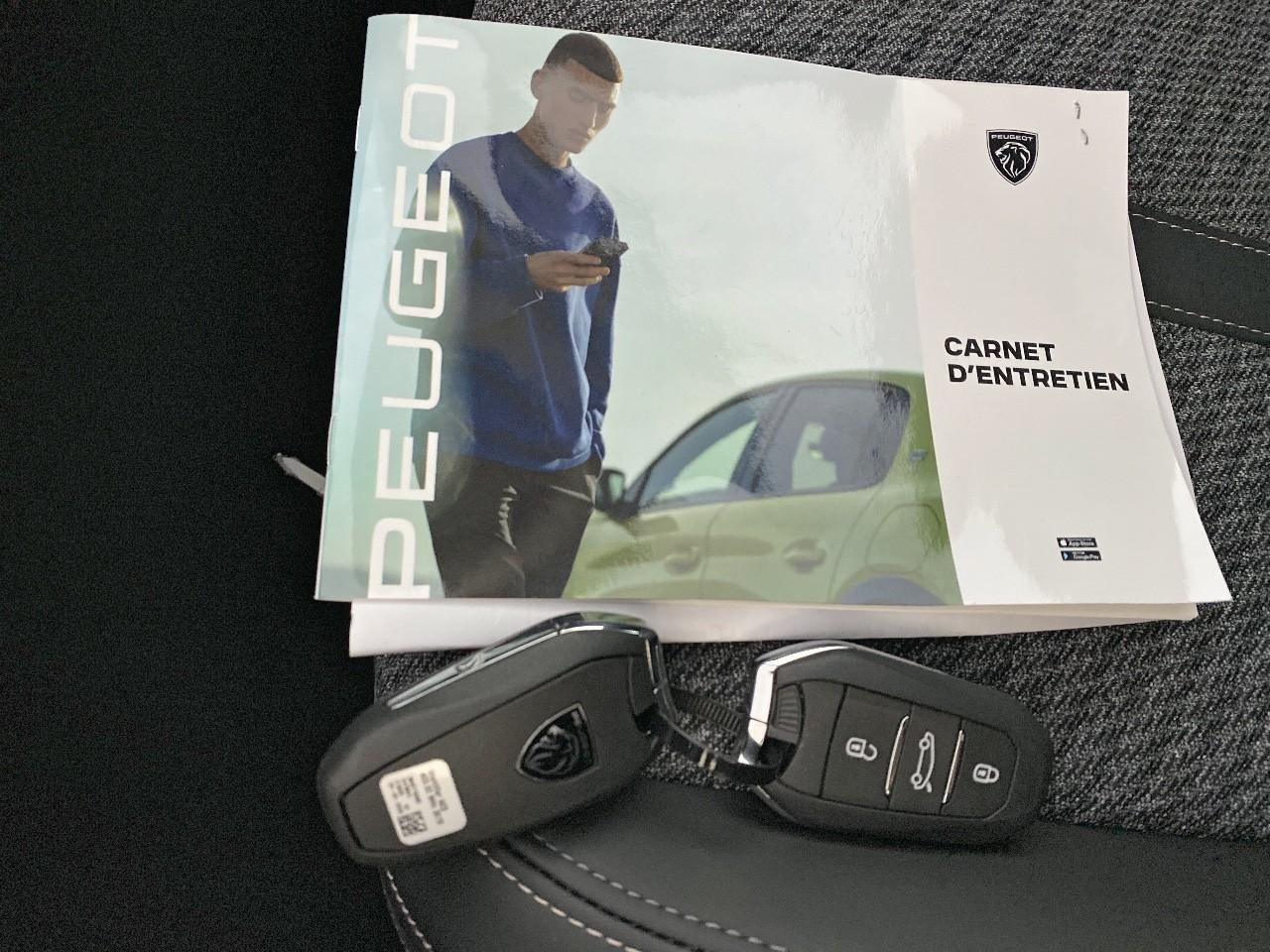 Peugeot 308 hybrid 145 e-dcs6 allure — photo 18