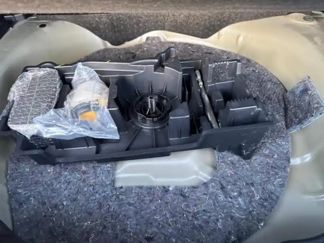 Citroën C4 puretech 130 s&amp;s bvm6 feel pack — photo 27