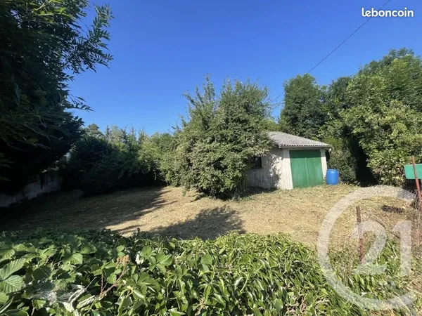 Terrain 714 m² Ceyrat