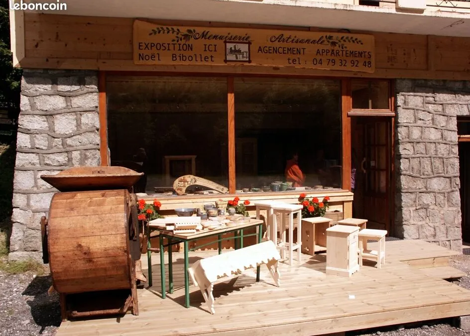Photo 1
