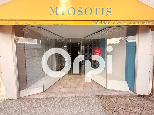 Local commercial 2 pièces 55 m²