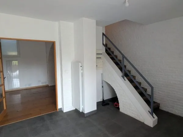 Appartement T2 - 44 m2 non meublé avec cour et jardin - Amiens Sud