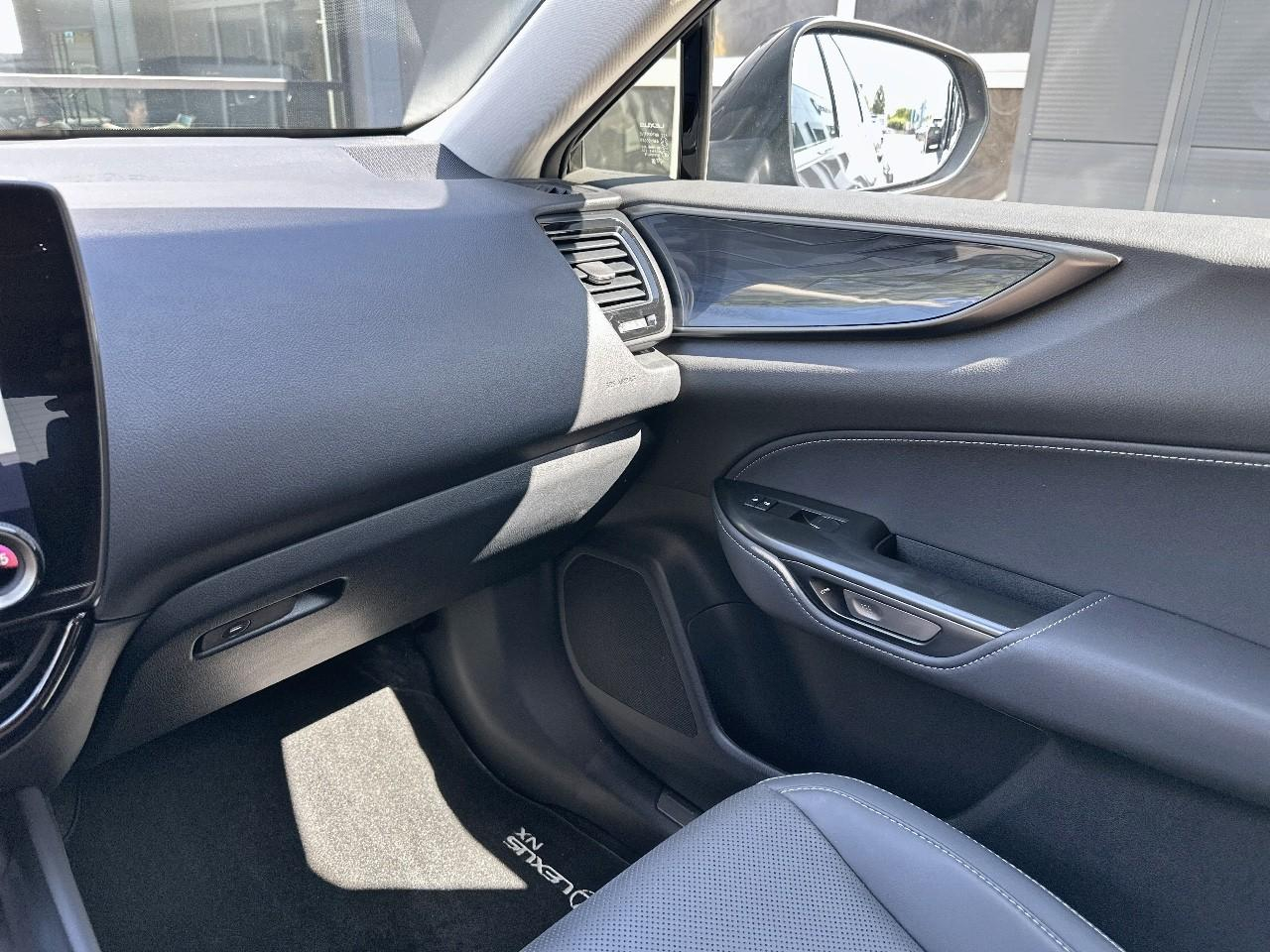 Lexus Nx 350h luxe 2wd my25 — photo 45