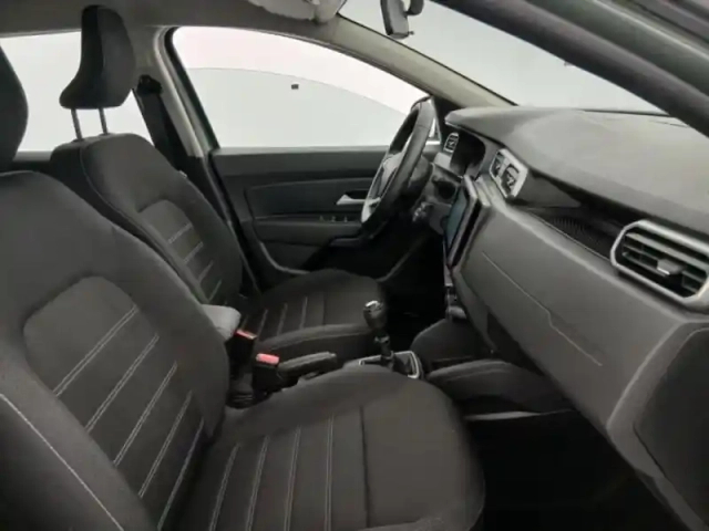 Dacia Duster 1.3 tce 130ch fap expression 4x2 — photo 14