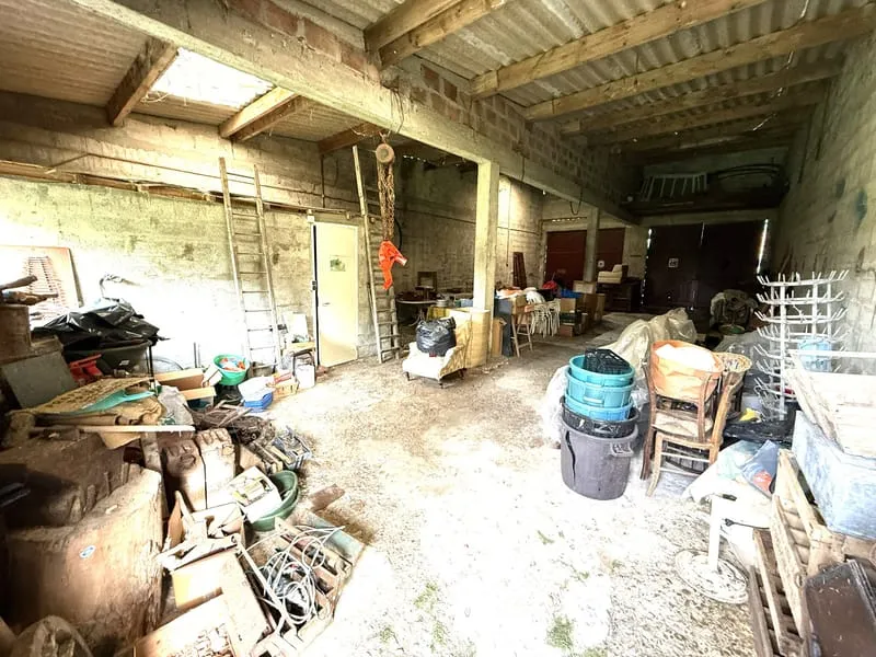 Photo 17