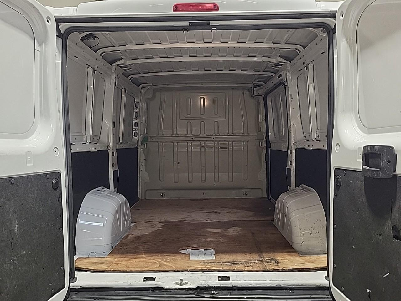 Citroën Jumper tole 30 l1h1 bluehdi 120 s&s bvm6 club — photo 14