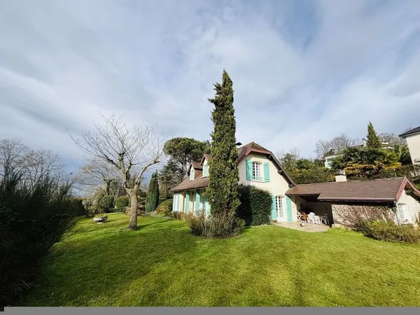 Maison Vente Serres-Morlaàs 5p 136m² 350000€