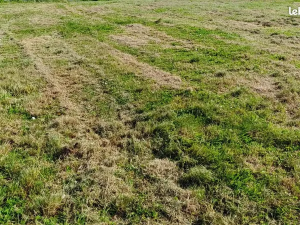 Terrain 1 201 m² Erondelle