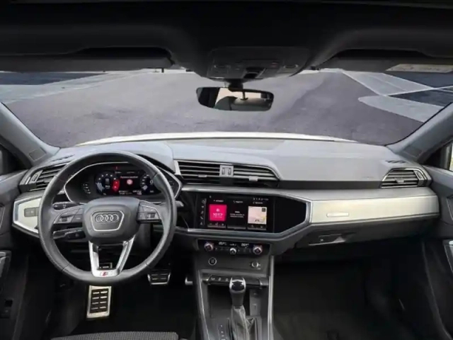Audi Q3 sportback 35 tfsi 150ch s line s tronic 7 — photo 7