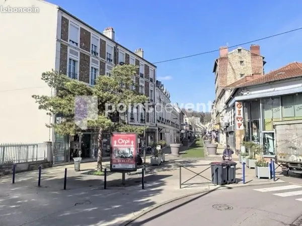 Local commercial 84 m²