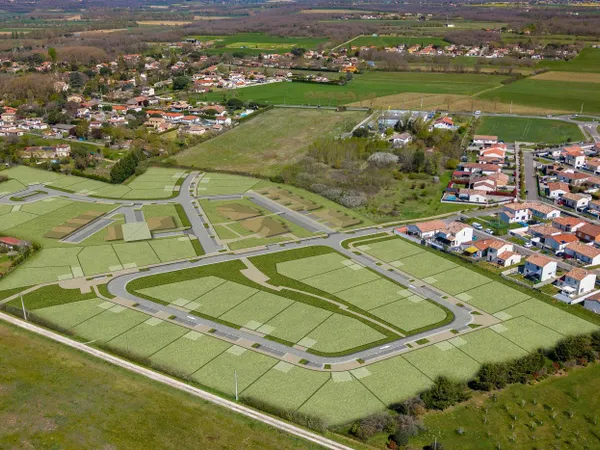 Terrain en lotissement 367 m²