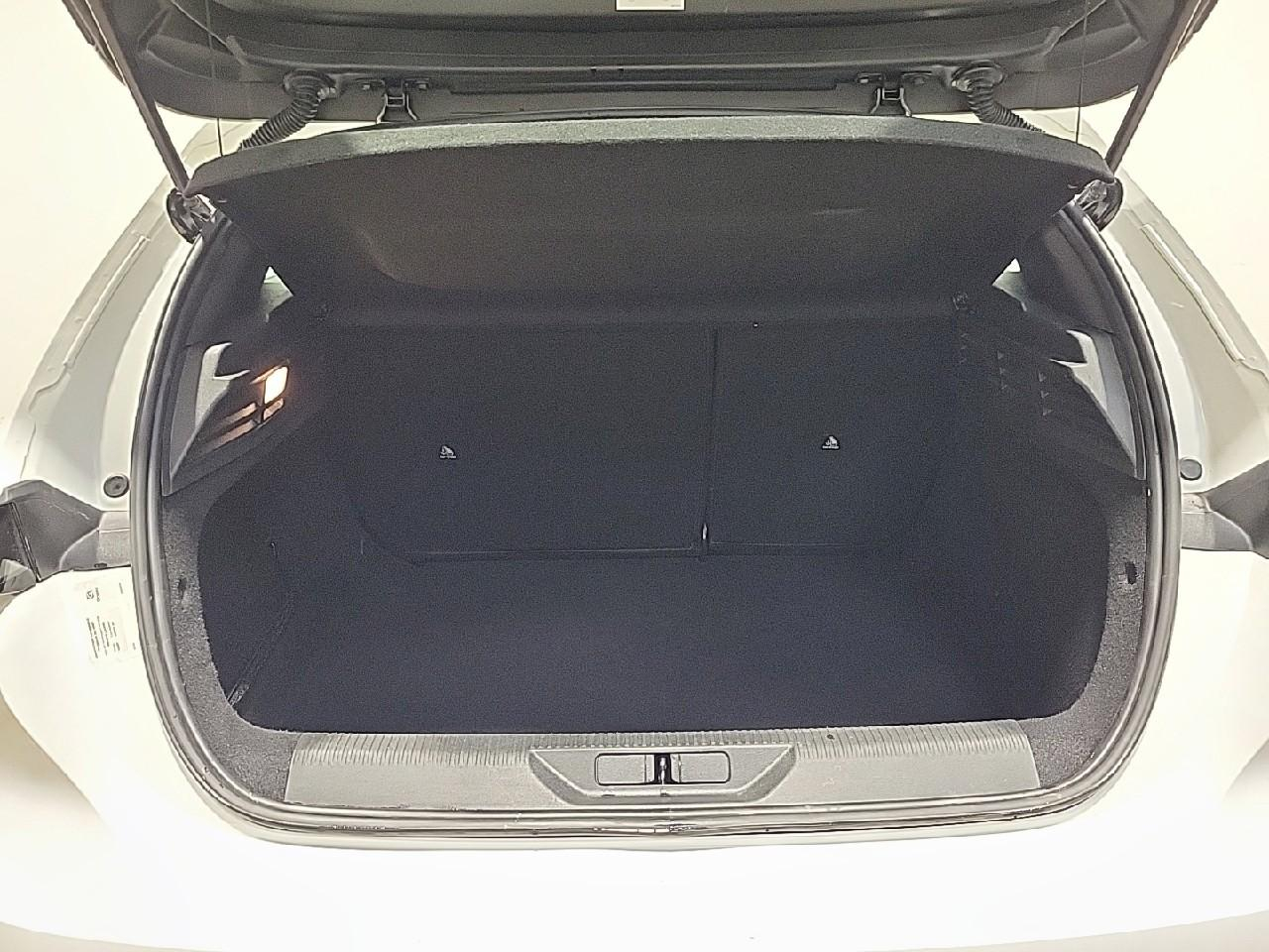 Peugeot 308 bluehdi 130ch s&s eat8 active pack — photo 14