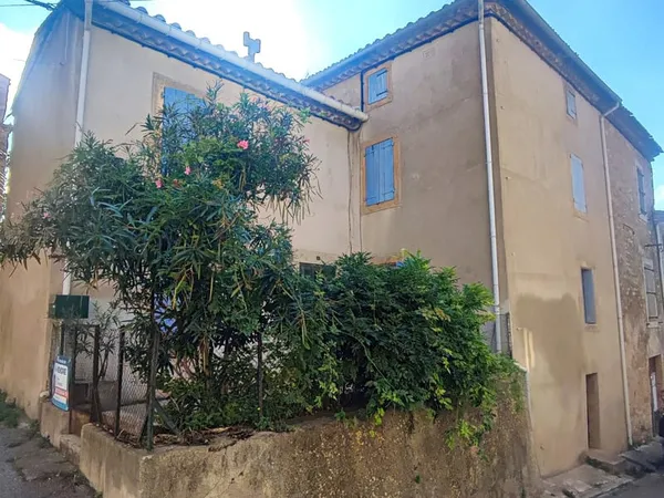 Maison de village