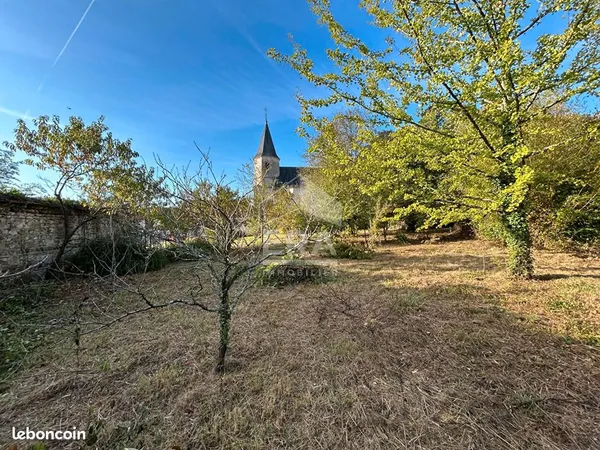 Terrain 1307 m² VARAMBON