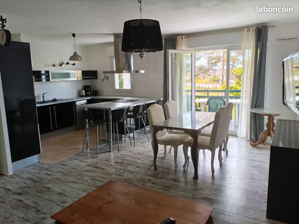 T2 52m2 balcon terrasse ciboure